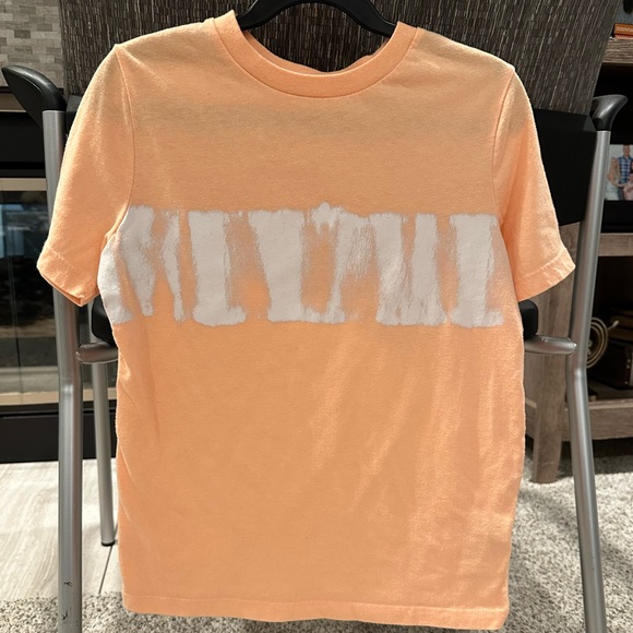 Old Navy short sleeve t-shirt - Picture 1 of 3